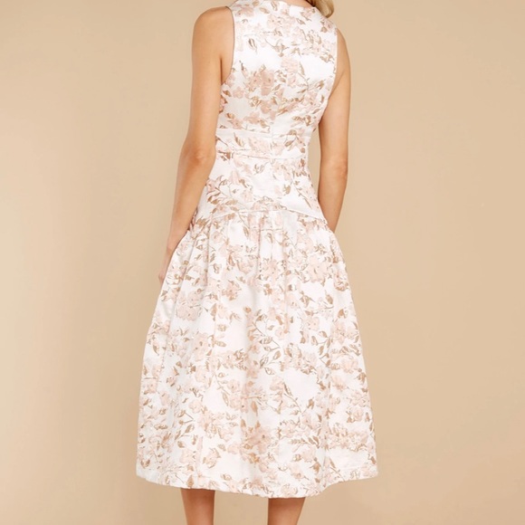REASON TO SMILE IVORY AND BLUSH FLORAL PRINT MIDI DRESS - Picture 4 of 5